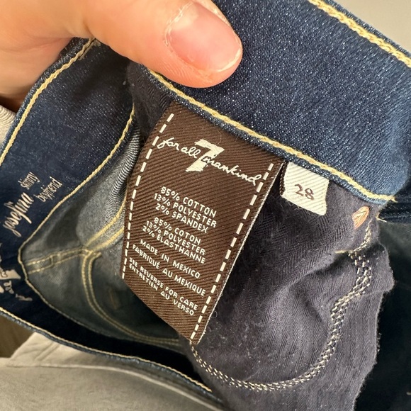 LIKE NEW- 7 FOR ALL MANKIND - Josefina Skinny Boyfriend Jeans - Size 28 - Picture 6 of 7